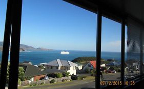 Pacific View Bed And Breakfast